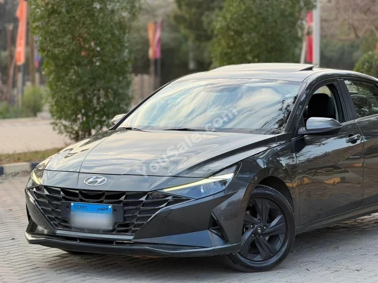 هيونداي  سي ان 7  2022  سيدان  اوتوماتيك  4 سلندر  70,000 كم  دفع أمامي  رمادي  بنزين