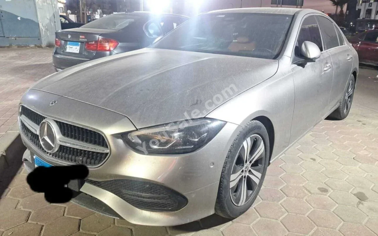 Mercedes-Benz C-Class 200 2022 Automatic 60,000 Km Silver Gasoline