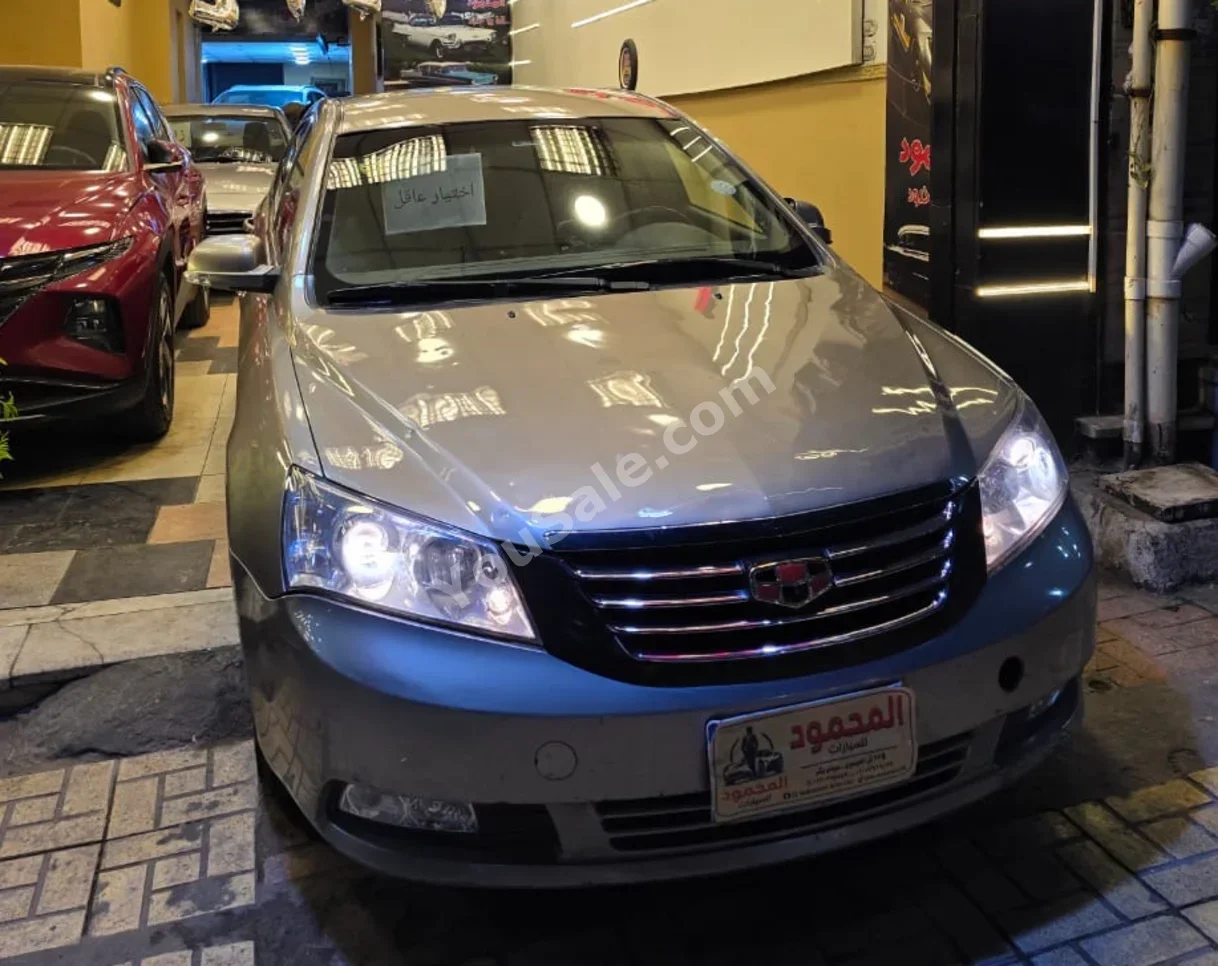 جيلي  أمغراند اكس 7  2015  اوتوماتيك  52,000 كم  رصاصي  بنزين