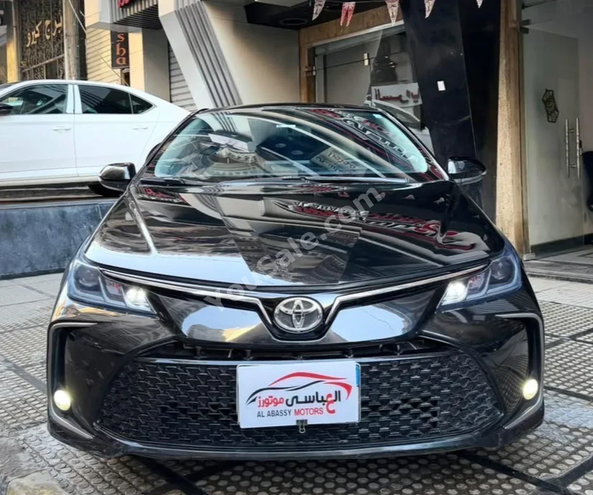 تويوتا  كورولا  جي ال اي  2019  اوتوماتيك  68,000 كم  أسود  بنزين