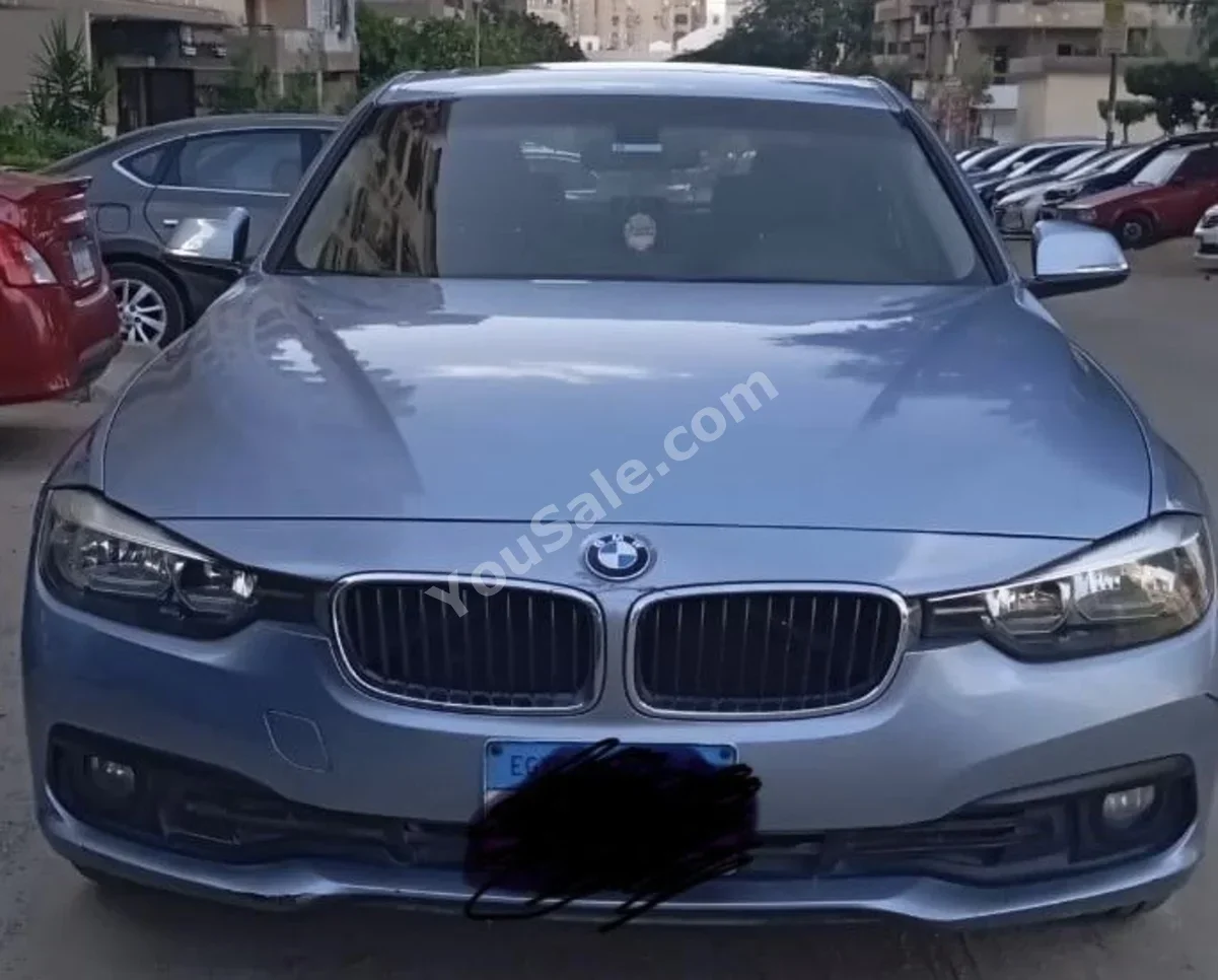 BMW  3-Series  320i  2016  Automatic  90,000 Km  Sky Blue  Gasoline