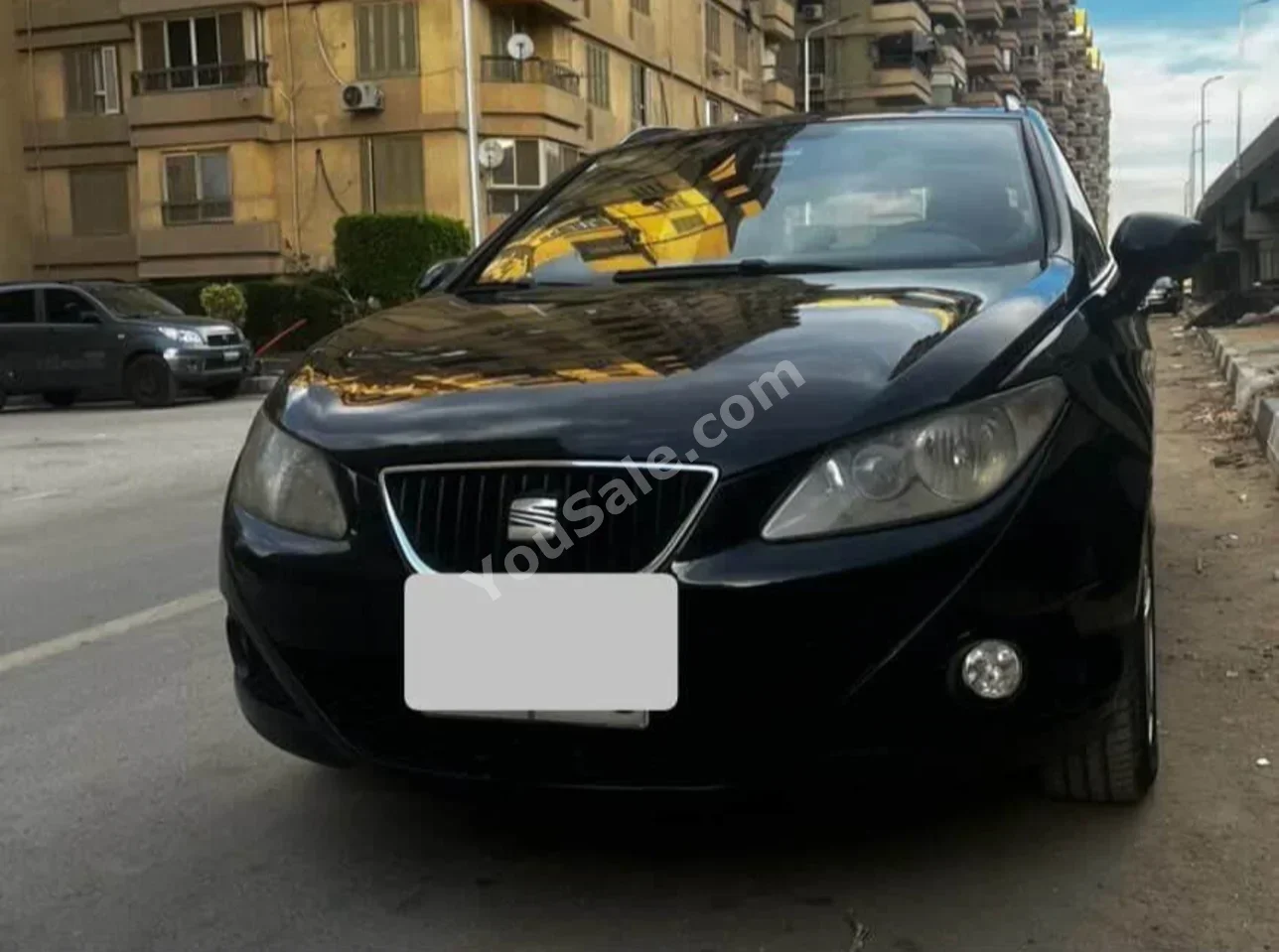 Seat  Ibiza  2012  Automatic  143,000 Km  Black  Gasoline