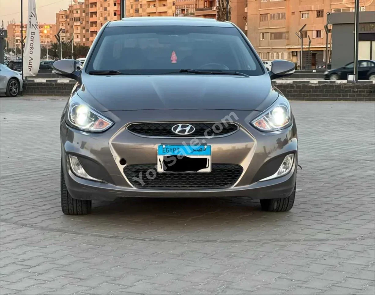 هيونداي  اكسنت  2023  سيدان  اوتوماتيك  54,000 كم  دفع أمامي  بني فاتح  ديزل