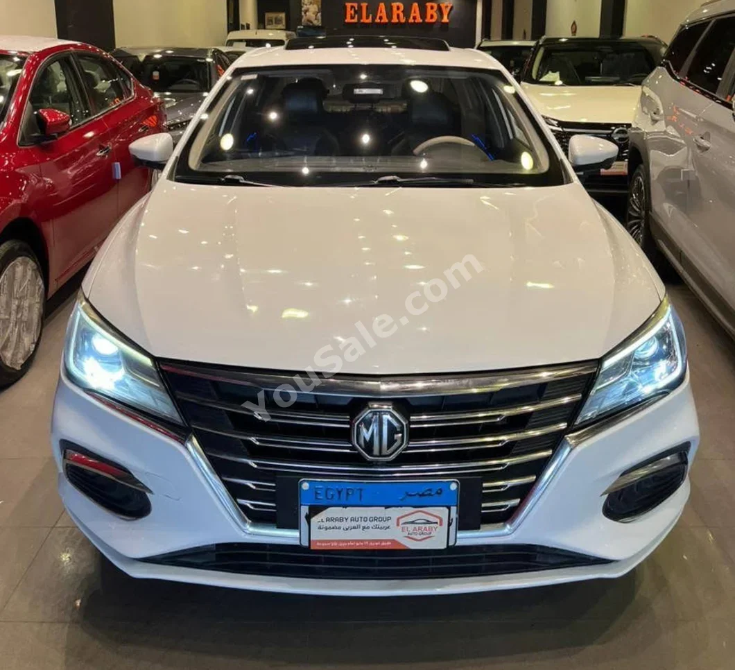 MG MG5 2021 Automatic 100,000 Km White Gasoline