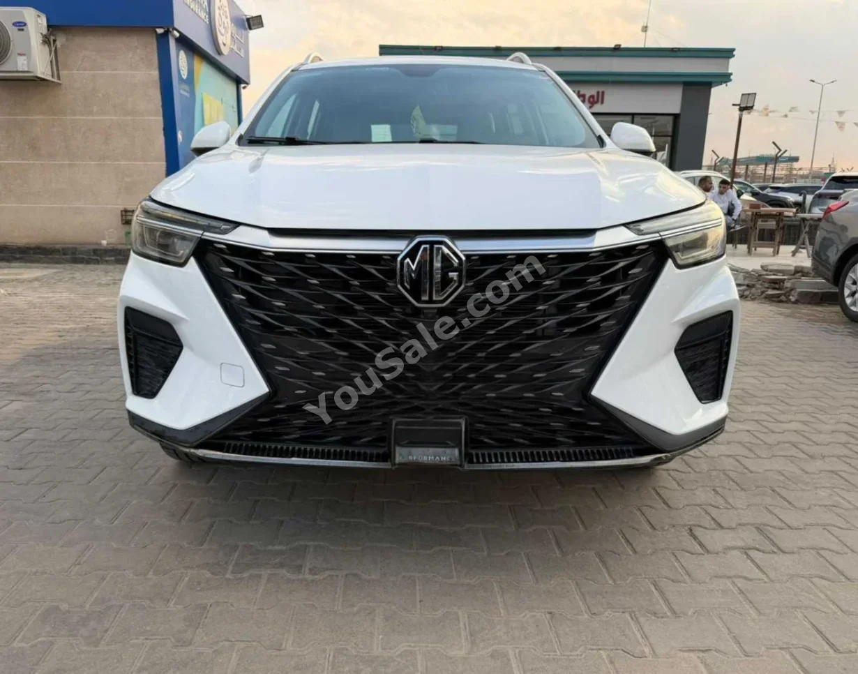 ام جي  ار اكس 5  2024  اوتوماتيك  30,000 كم  أبيض  بنزين