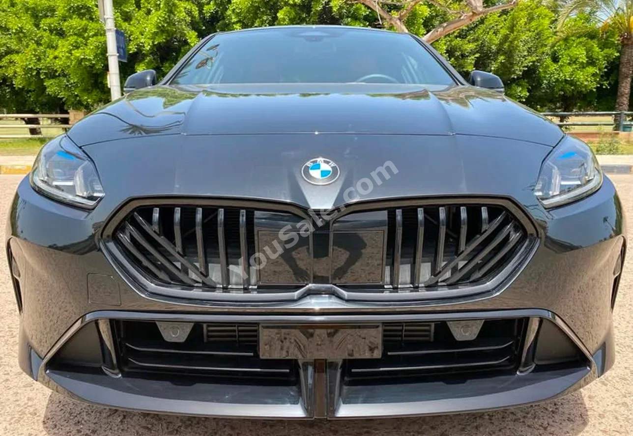 بي ام دبليو  الفئة - الاولى  118i  2026  اوتوماتيك  0 كم  أسود  بنزين