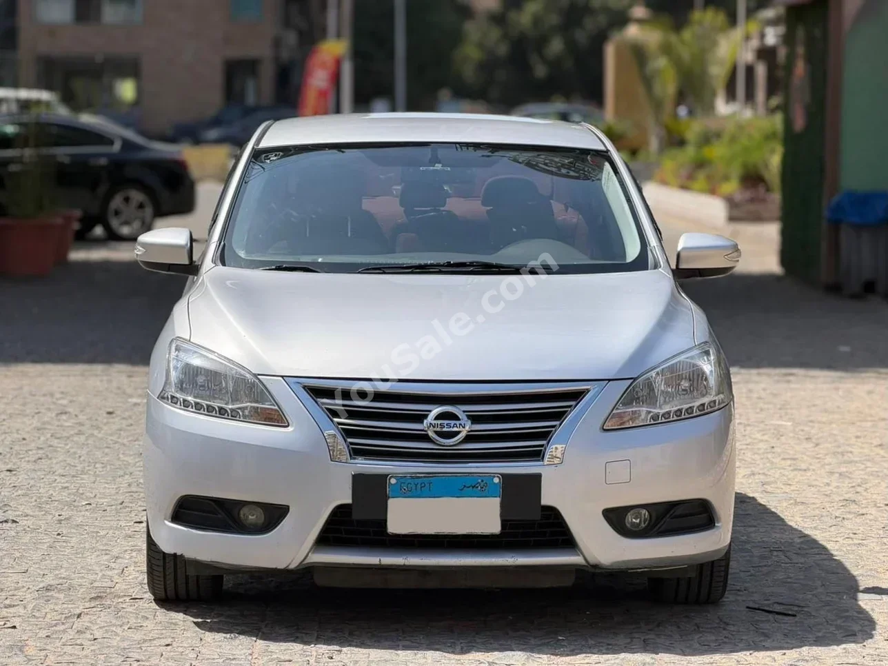 نيسان  سنترا  2024  سيدان  اوتوماتيك  4 سلندر  70,000 كم  دفع أمامي  فضي  بنزين