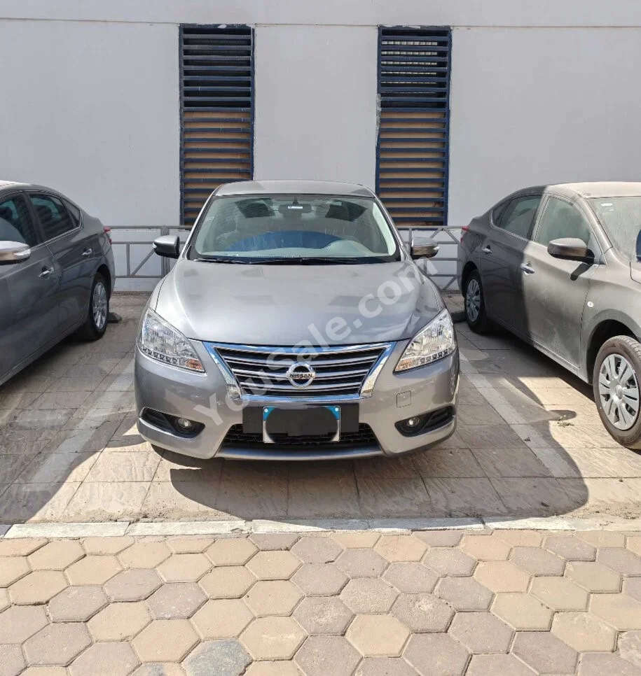 Nissan  Sentra  2026  Sedan  Automatic  18,000 Km  FWD  Gray Metallic  Gasoline