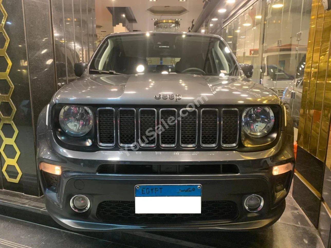 Jeep  Renegade  2022  Automatic  30,000 Km  Gray  Gasoline