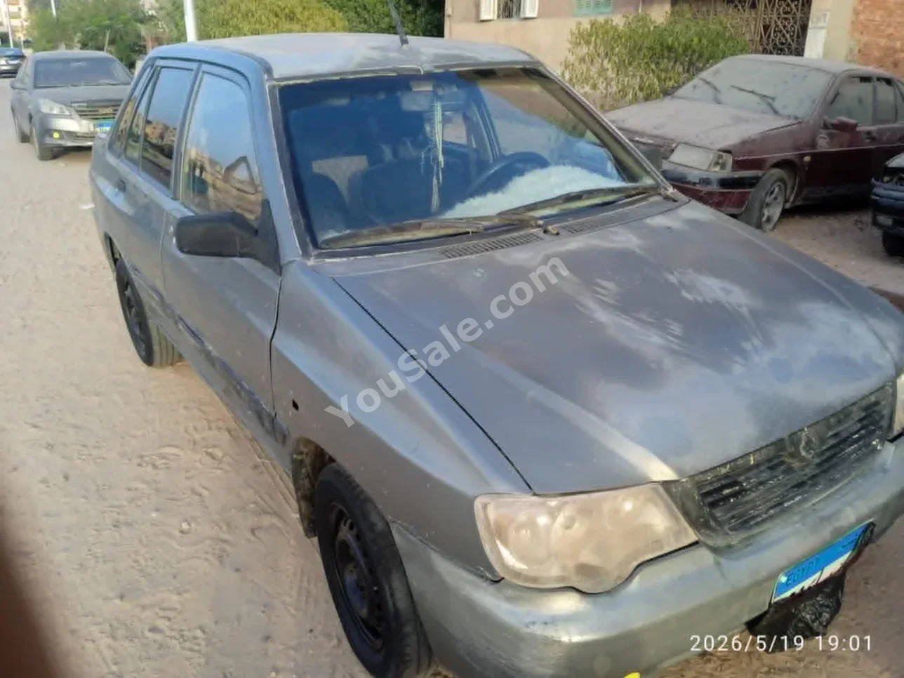 كيا  4000  2009  سيدان  عادي  4 سلندر  229,800 كم  دفع أمامي  رمادي  بنزين