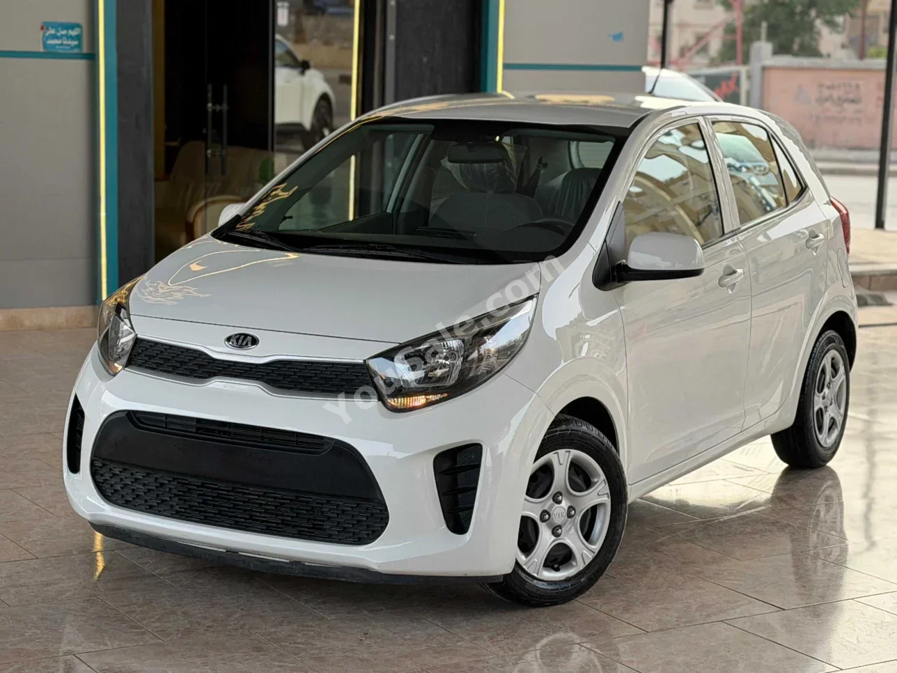 Kia  Picanto  2020  Automatic  53,000 Km  White  Gasoline
