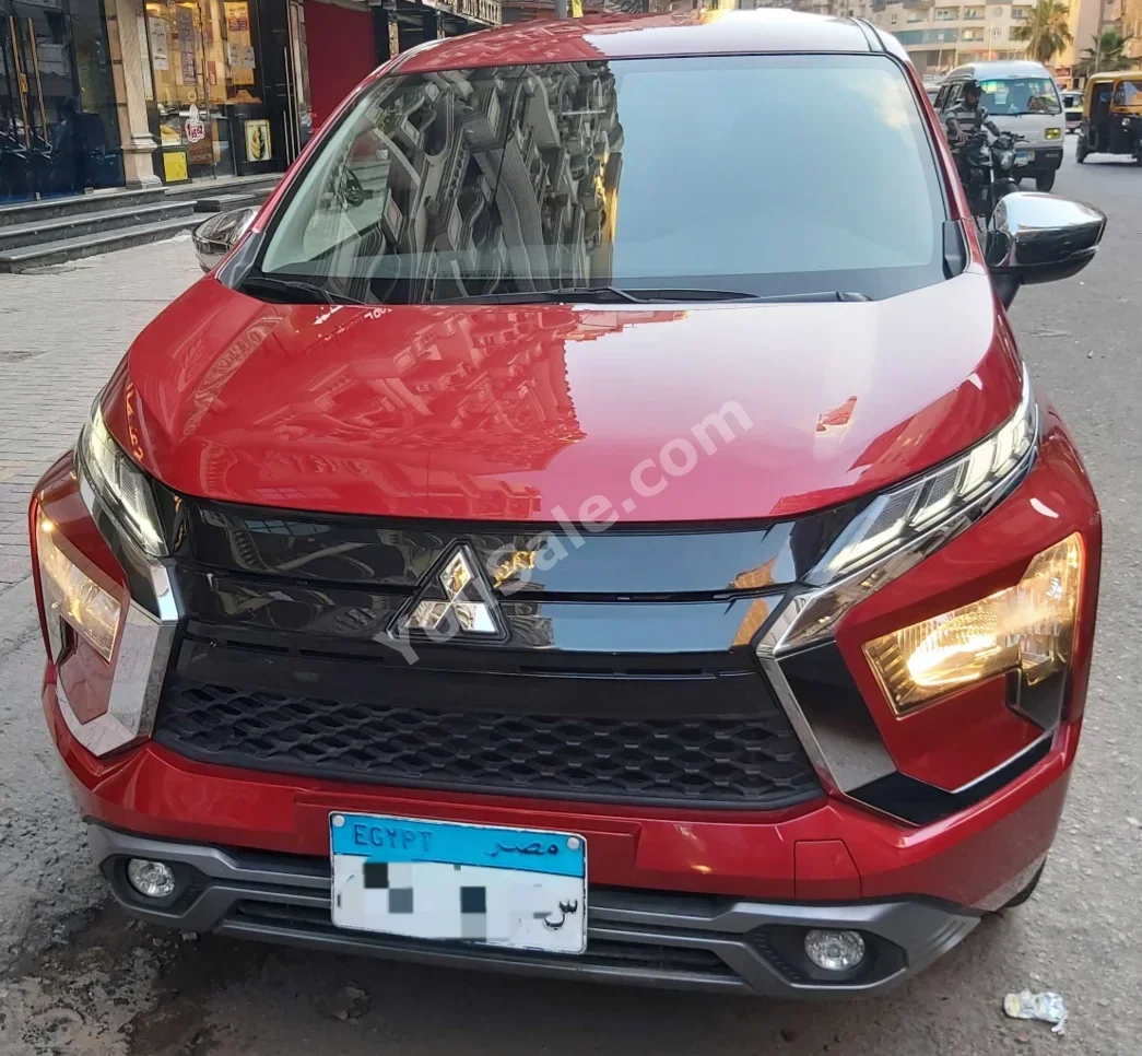 Mitsubishi  Xpander  2023  SUV  Automatic  5 Cylinder  8,000 Km  FWD  Red  Gasoline