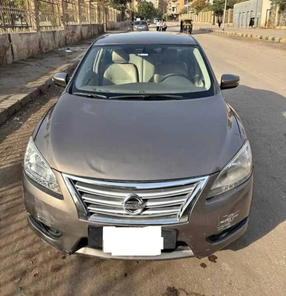 نيسان  سنترا  2019  اوتوماتيك  96,000 كم  بني  بنزين