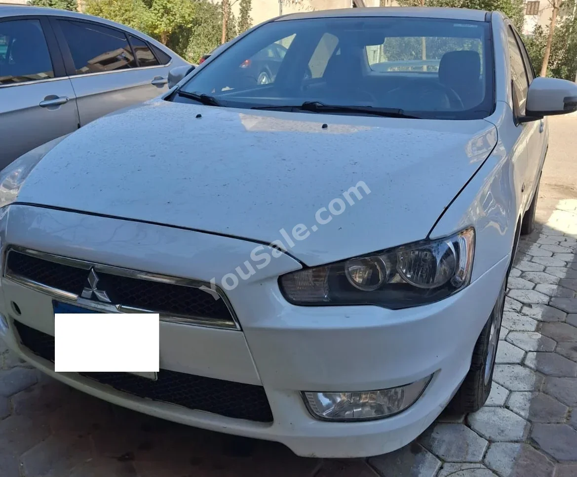 Mitsubishi  Lancer  White  2015
