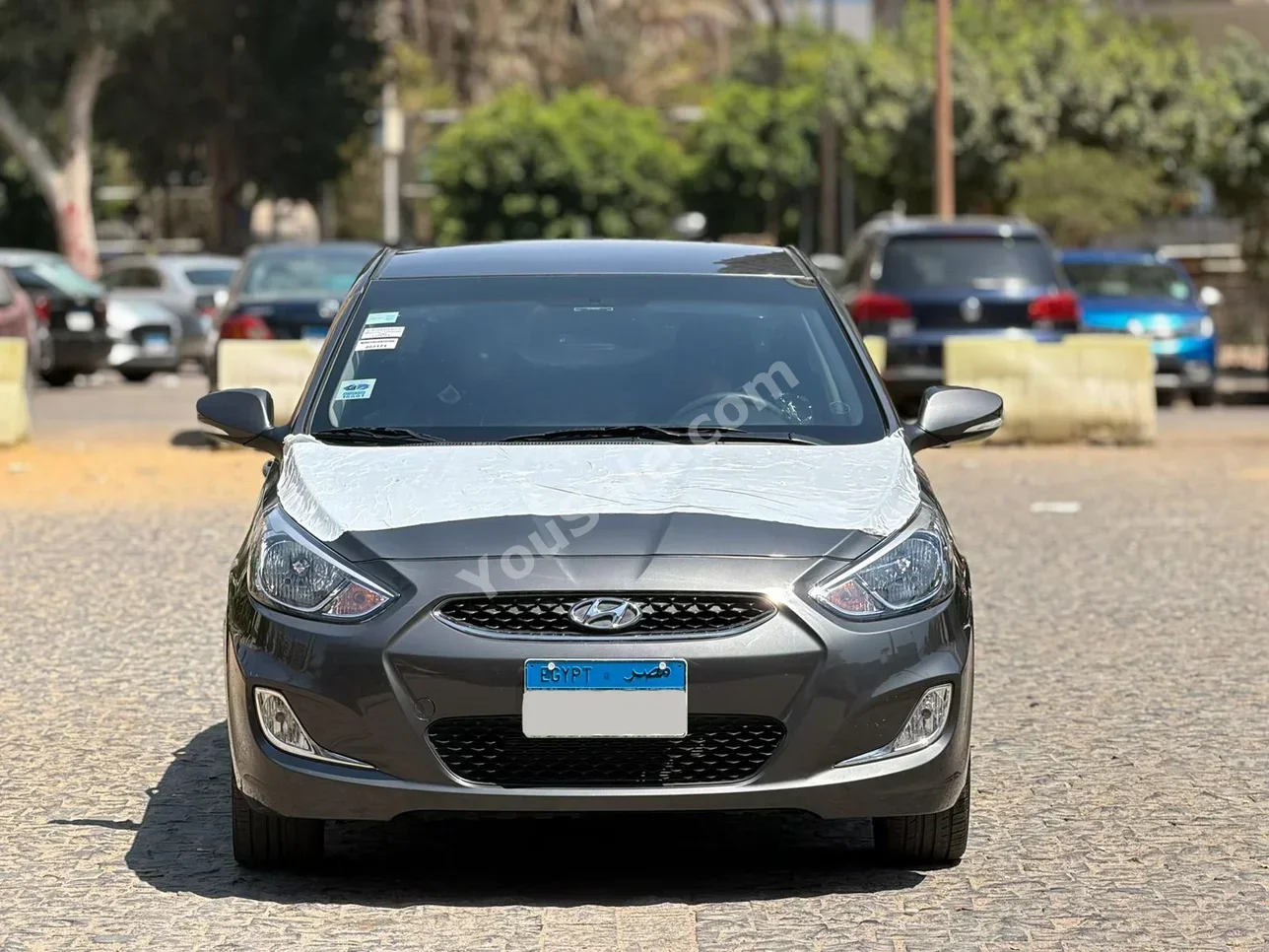 هيونداي  اكسنت  2021  اوتوماتيك  هيونداي سلندر  60,000 كم  هيونداي  فضي  بنزين