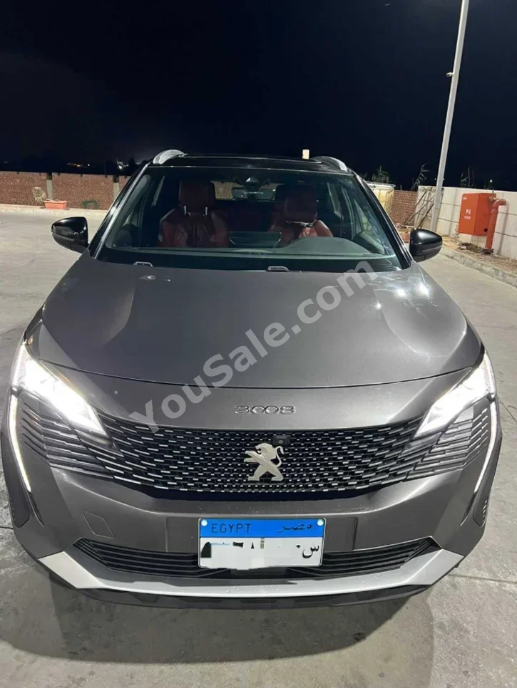 بيجو  5008  2024  اس يو في  اوتوماتيك  4 سلندر  65,000 كم  دفع أمامي  بيج  بنزين