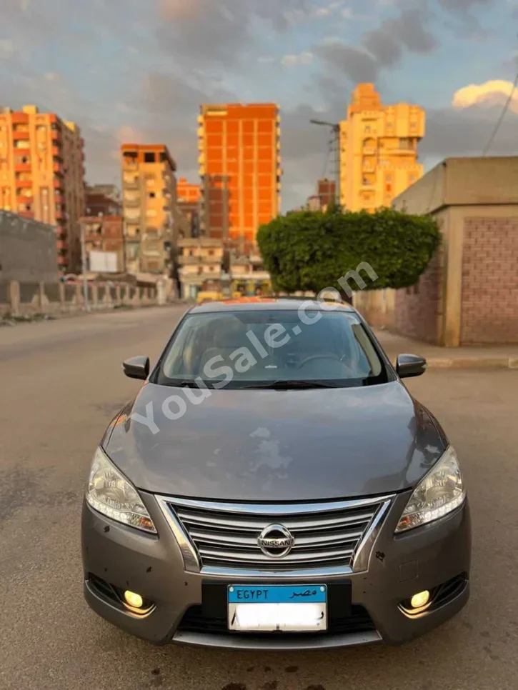 نيسان  سنترا  2017  سيدان  اوتوماتيك  4 سلندر  149,000 كم  دفع أمامي  رمادي  بنزين