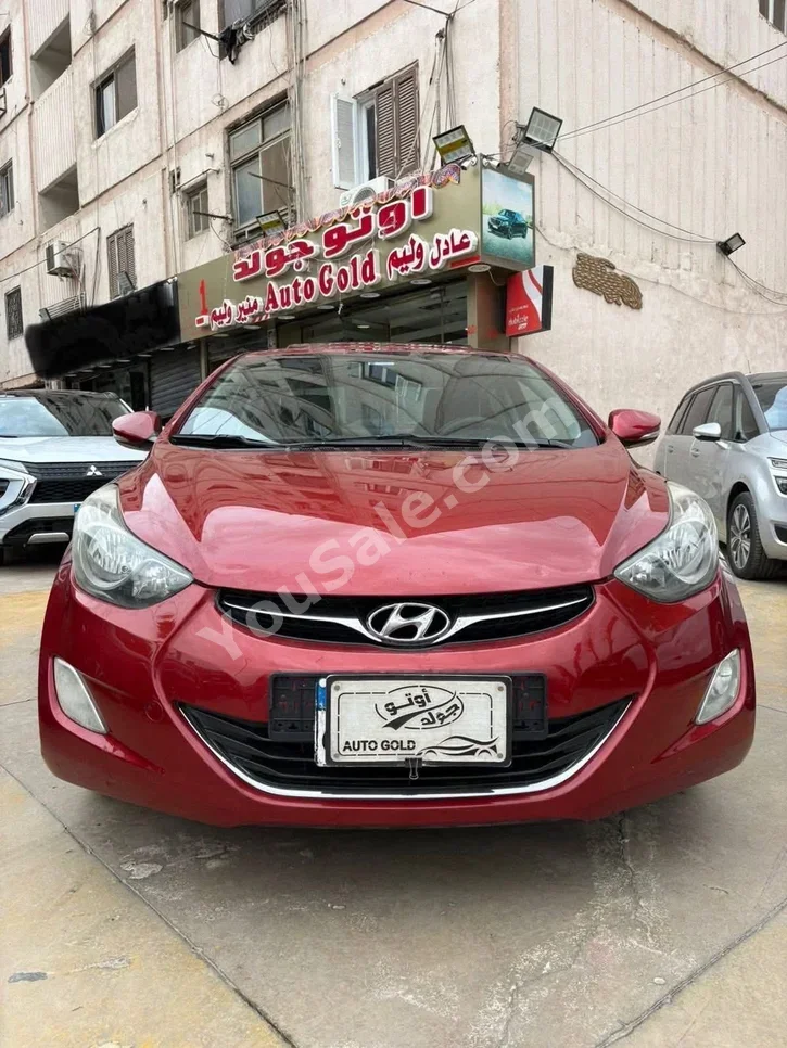 هيونداي  النترا  ام دي  2013  اوتوماتيك  هيونداي سلندر  107,000 كم  هيونداي  أحمر  بنزين