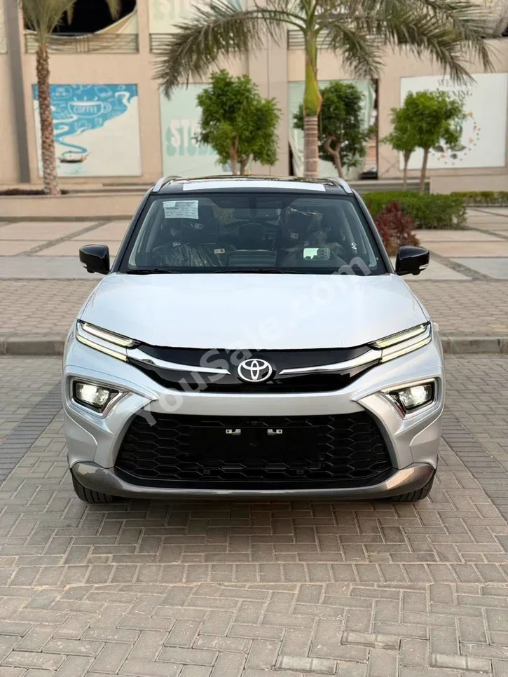 Toyota  URBAN CRUISER  2026  Tiptronic  0 Km  Silver  Gasoline