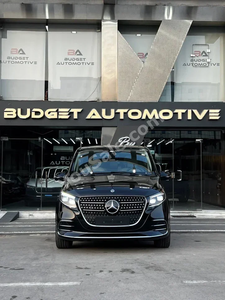 Mercedes-Benz  V-Class  250 BlueTec  2026  Automatic  Mercedes-Benz Cylinder  0 Km  Mercedes-Benz  Black  Gasoline