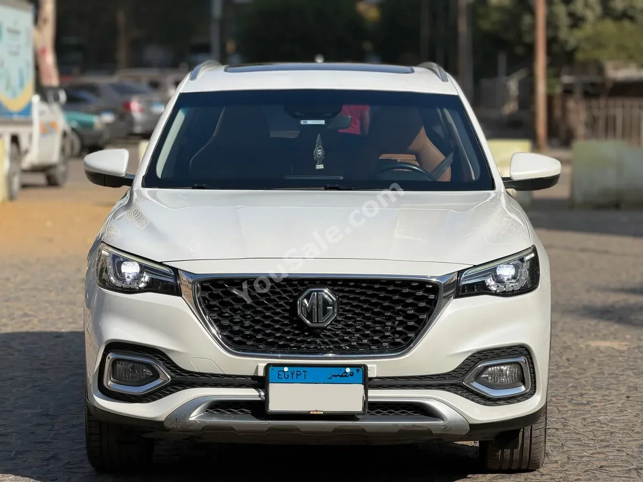 MG  Zs  2021  Hatchback  Automatic  4 Cylinder  120,000 Km  FWD  White  Gasoline
