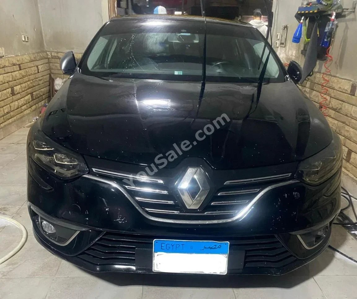 Renault  Megane  2021  Automatic  Renault Cylinder  130,000 Km  Renault  Black  Gasoline