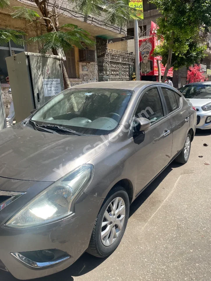 Nissan  Sunny  2020  Sedan  Automatic  4 Cylinder  72,000 Km  FWD  Silver  Gasoline