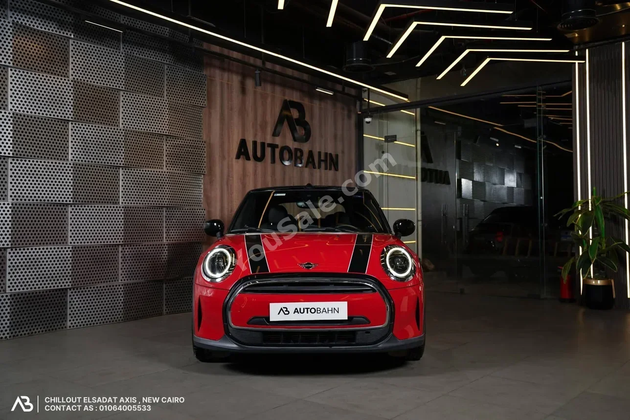 Mini Cooper 2023 Automatic Mini Cylinder 6,000 Km Mini Red Gasoline