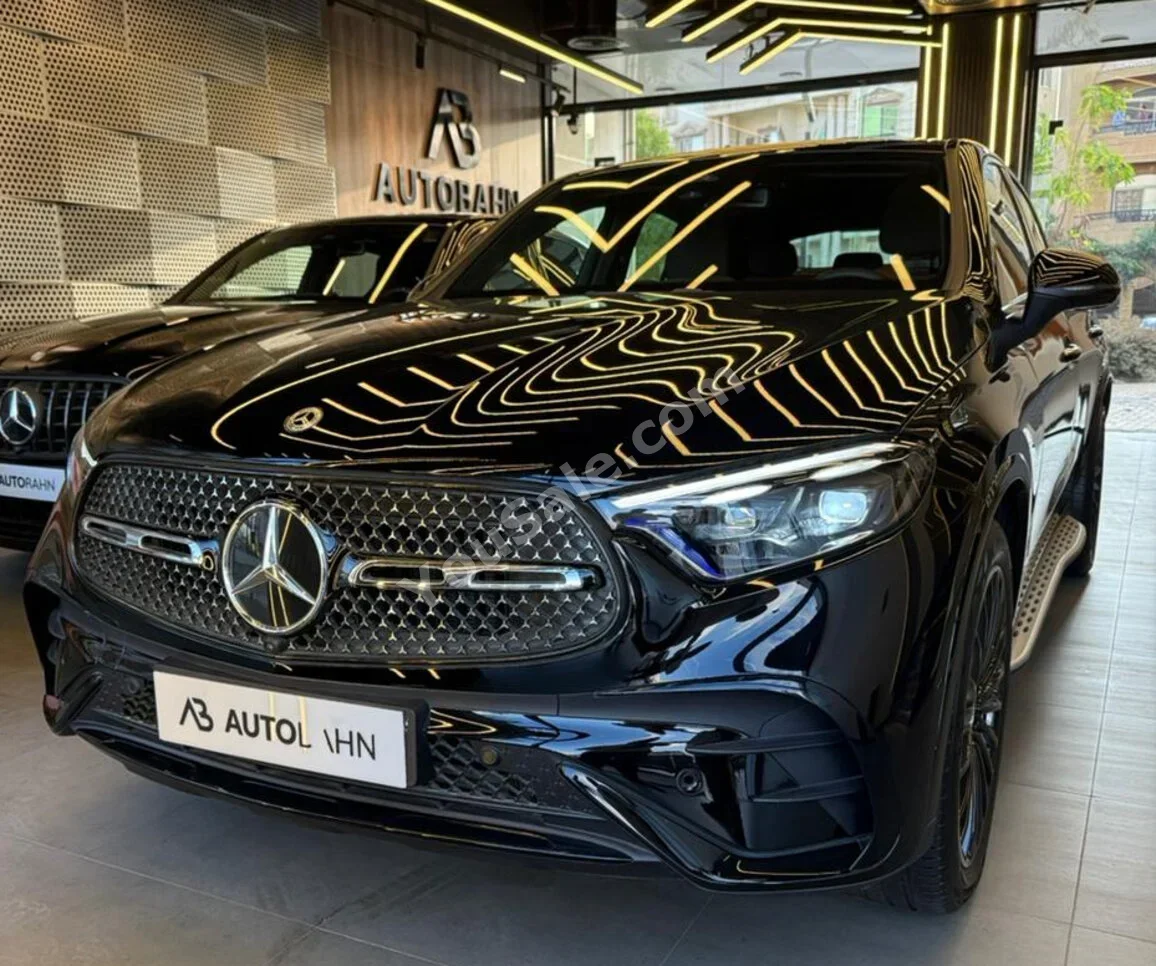 Mercedes-Benz GLC 200 2025 Automatic 0 Km Black Gasoline