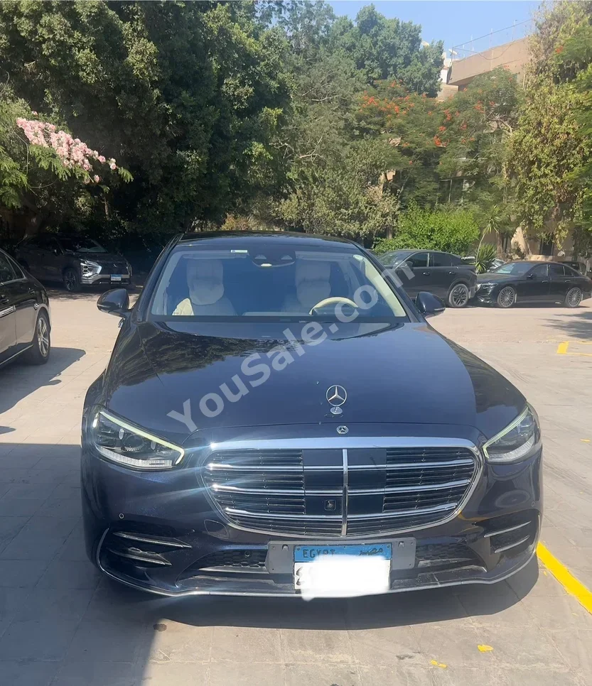 Mercedes-Benz S-Class 500 2022 Automatic Mercedes-Benz Cylinder 66,000 Km Mercedes-Benz Black Gasoline