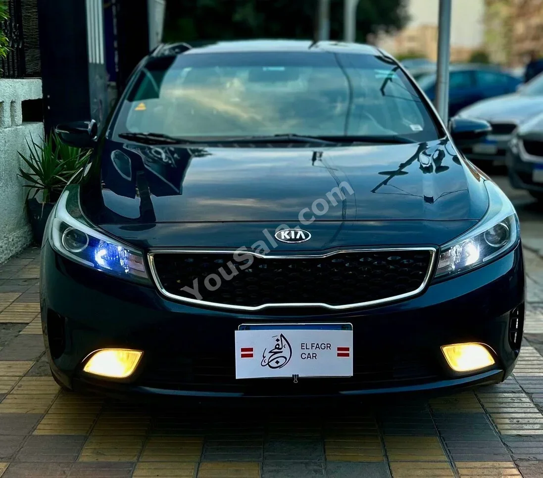 Kia Cerato 2017 Automatic Kia Cylinder 60,000 Km Kia Black Gasoline