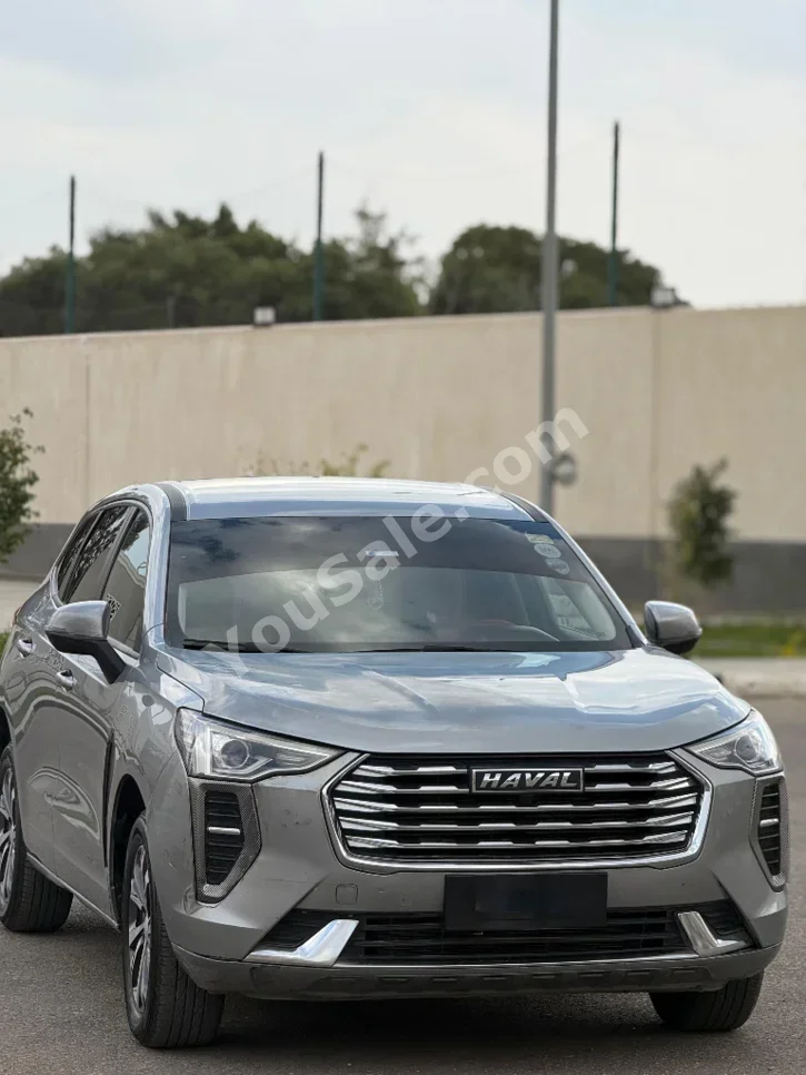 Haval  Jolion  2022  SUV  Steptronic  4 Cylinder  110,000 Km  FWD  Gray  Gasoline