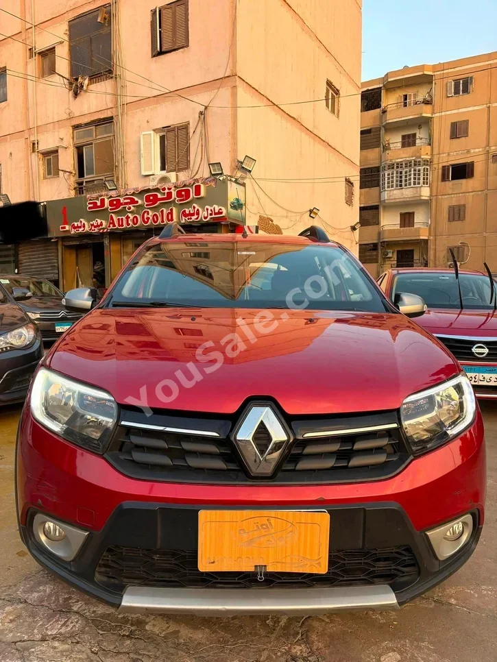 رينو  سانديرو  2018  اوتوماتيك  رينو سلندر  61,000 كم  رينو  أحمر  بنزين