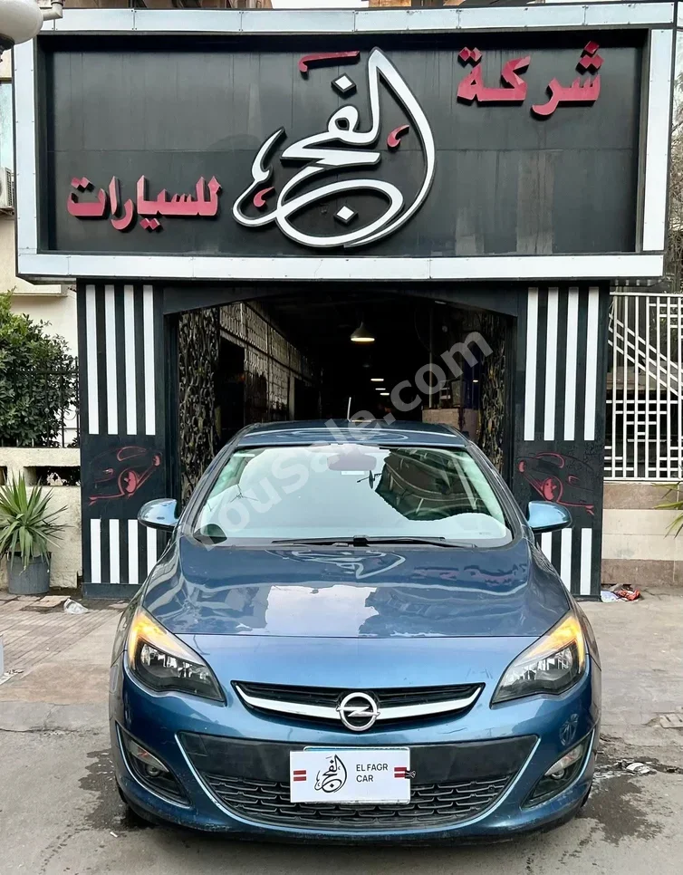 Opel Astra 2016 Automatic Opel Cylinder 80,000 Km Opel Sky Blue Gasoline