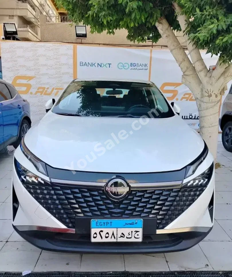 Nissan Qashqai 2025 Automatic 17,000 Km White Gasoline