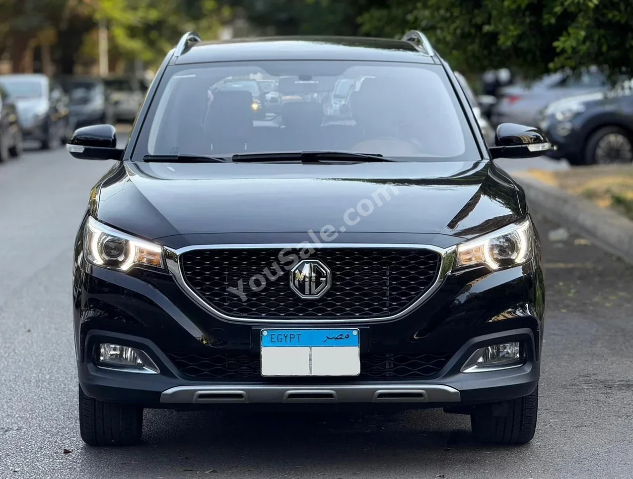 MG Zs 2024 Hatchback Automatic 4 Cylinder 70,000 Km FWD Black Gasoline