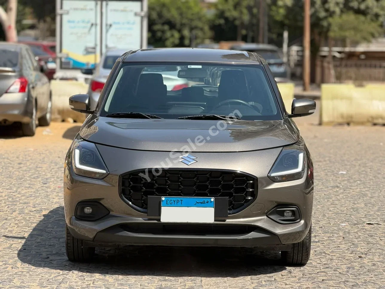 Suzuki Swift 2026 Sedan Automatic 4 Cylinder 20,000 Km FWD Gray Gasoline