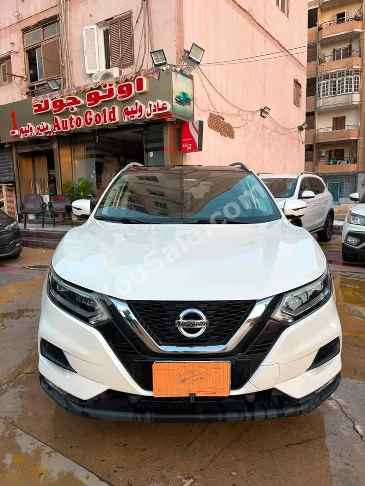 Nissan  Qashqai  2019  Automatic  Nissan Cylinder  91,000 Km  Nissan  White  Gasoline