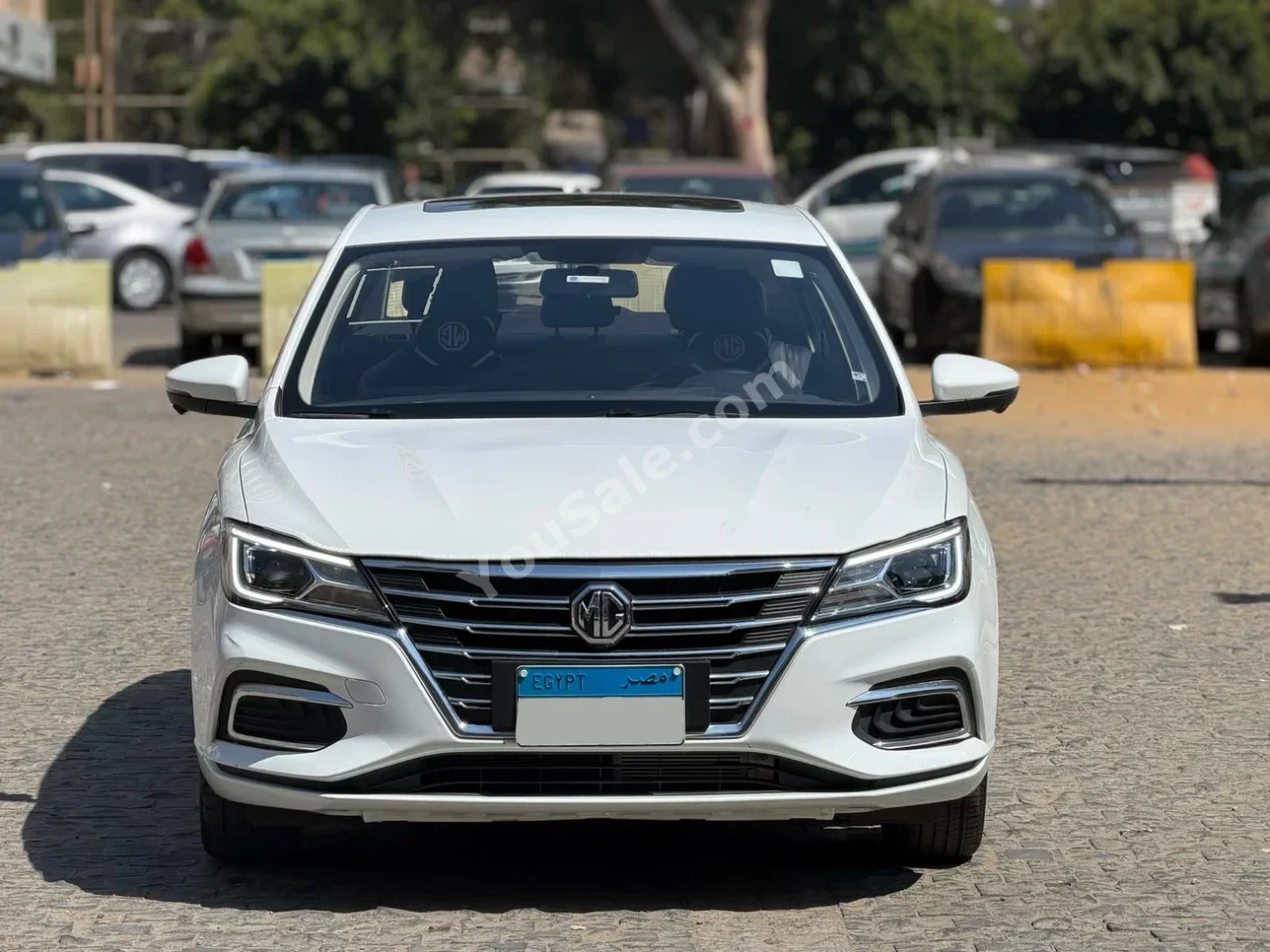ام جي ام جي 5 2026 سيدان اوتوماتيك 4 سلندر 30,000 كم دفع أمامي أبيض بنزين