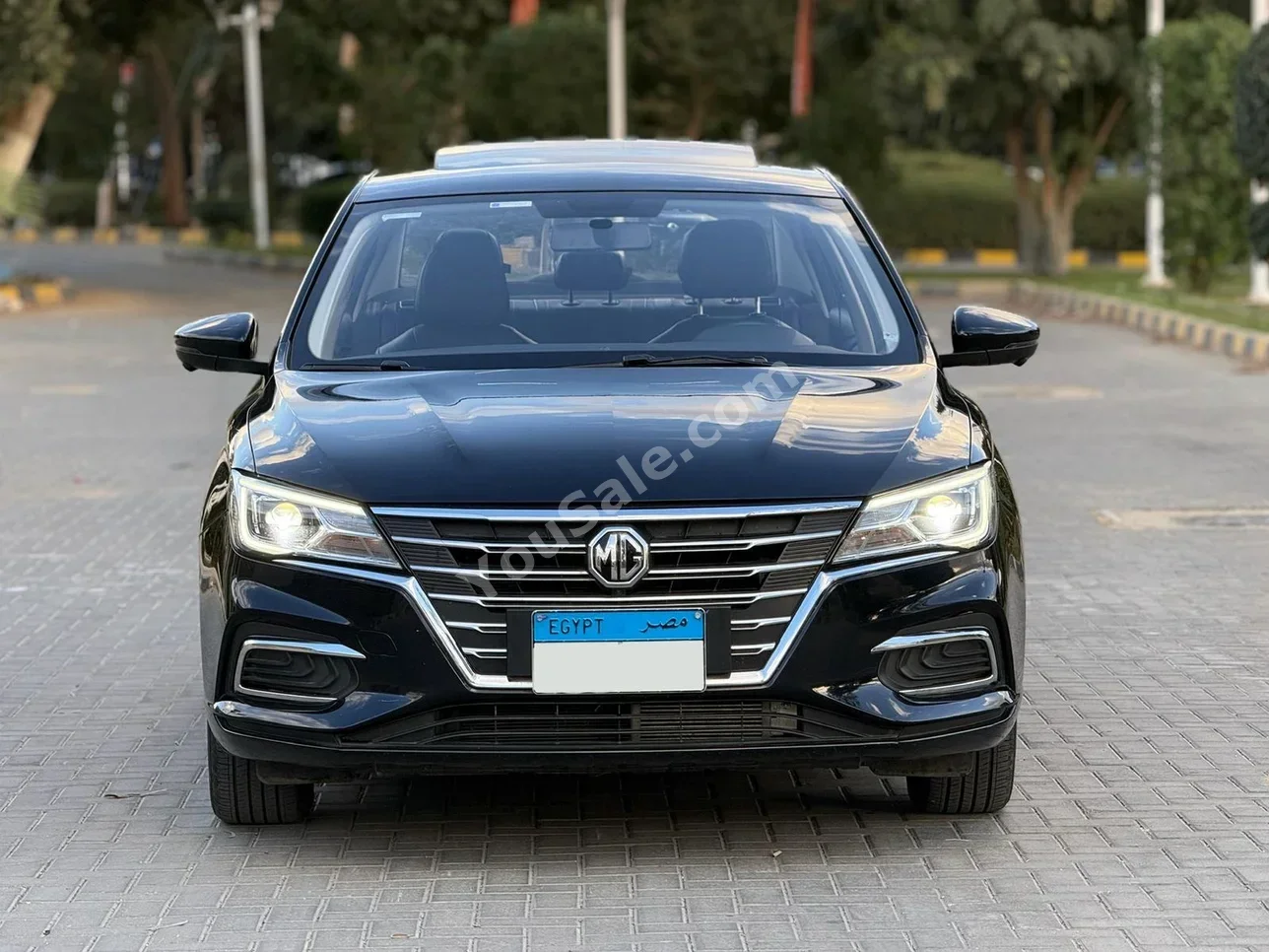 ام جي ام جي 5 2026 سيدان اوتوماتيك 4 سلندر 20,000 كم دفع أمامي أسود بنزين